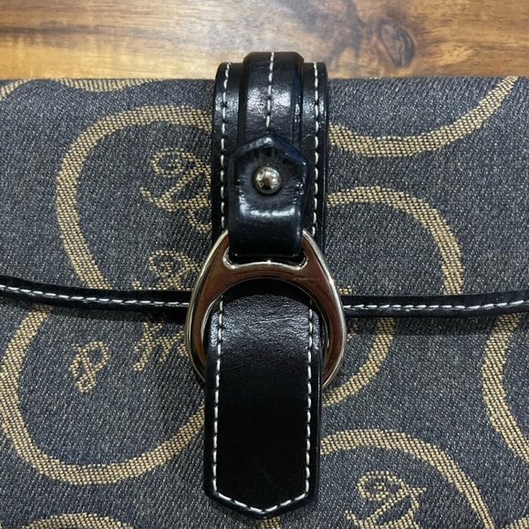 Dooney & Bourke Signature Heart Trifold Wallet - Picture 5 of 6